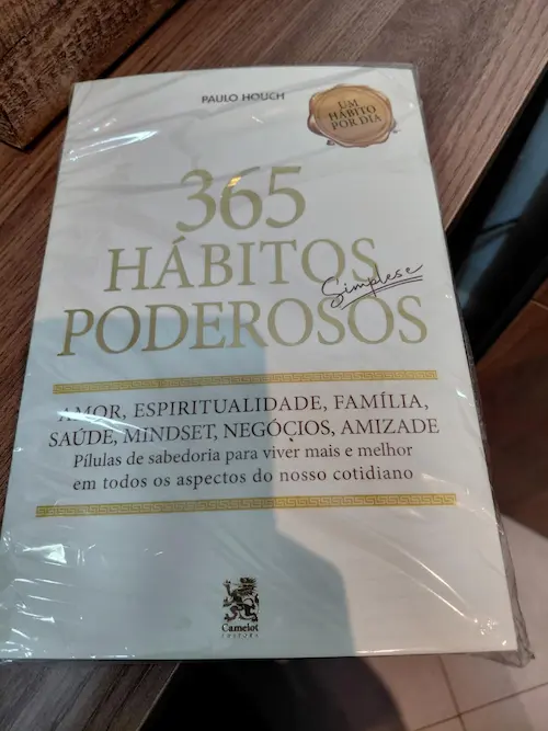 Livro 365 Hábitos Simples e Poderosos recebido pela leitora Andreza Batista