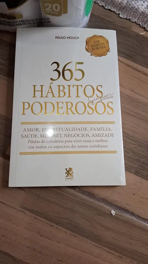 Livro 365 Hábitos Simples e Poderosos recebido pela leitora Izac Martins