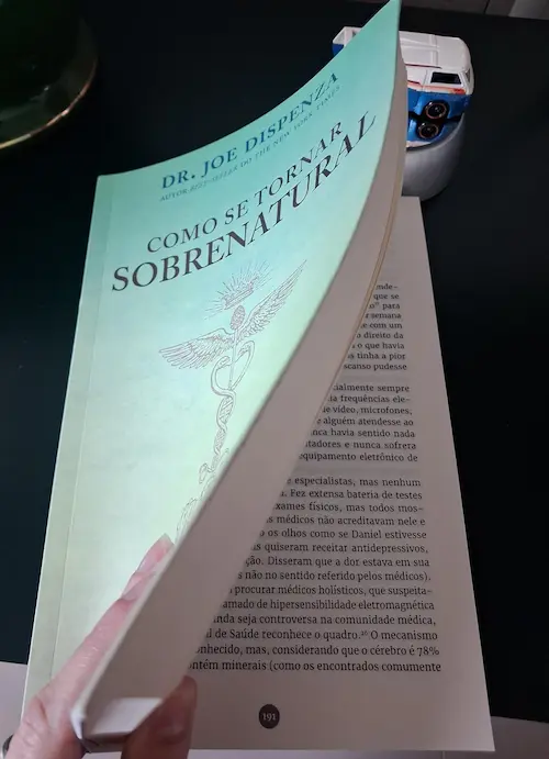 Livro recebido por Henrique Lopes Torres